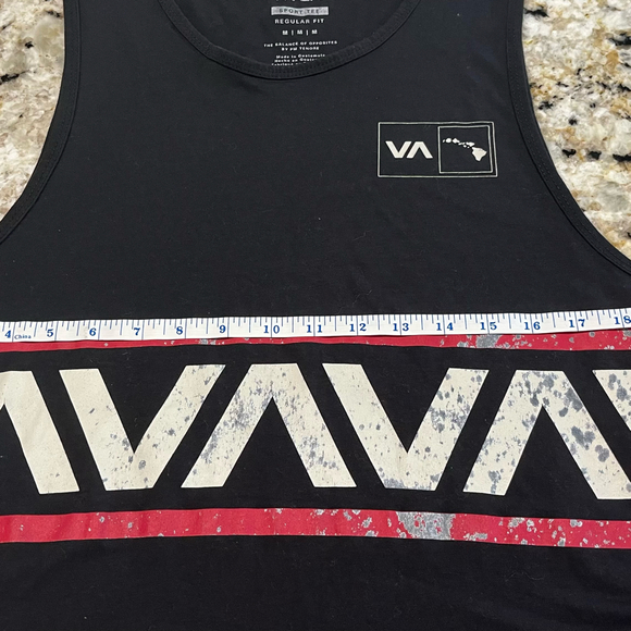 RVCA Men’s Sports Tee size Medium - Picture 4 of 4